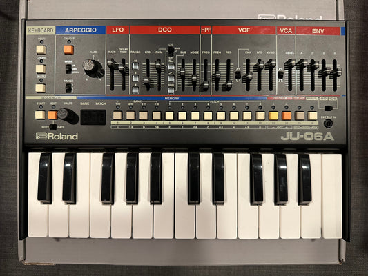 JU-06a with keyboard